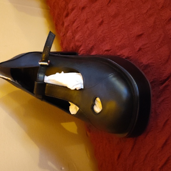 Delia's T strap Mary janes - Picture 3 of 5